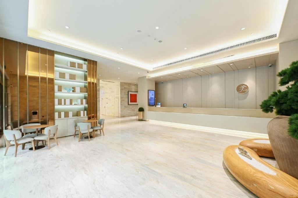 Ji Hotel Shanghai Hongqiao Yan'An XI Road Eksteriør bilde