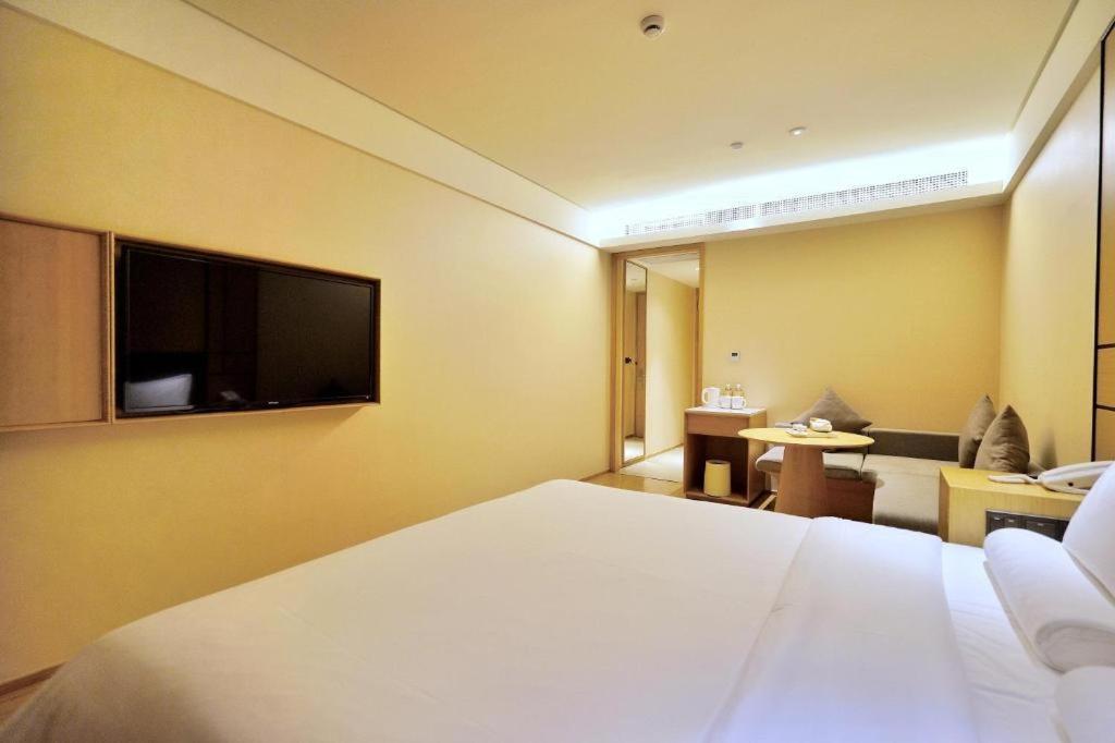 Ji Hotel Shanghai Hongqiao Yan'An XI Road Eksteriør bilde