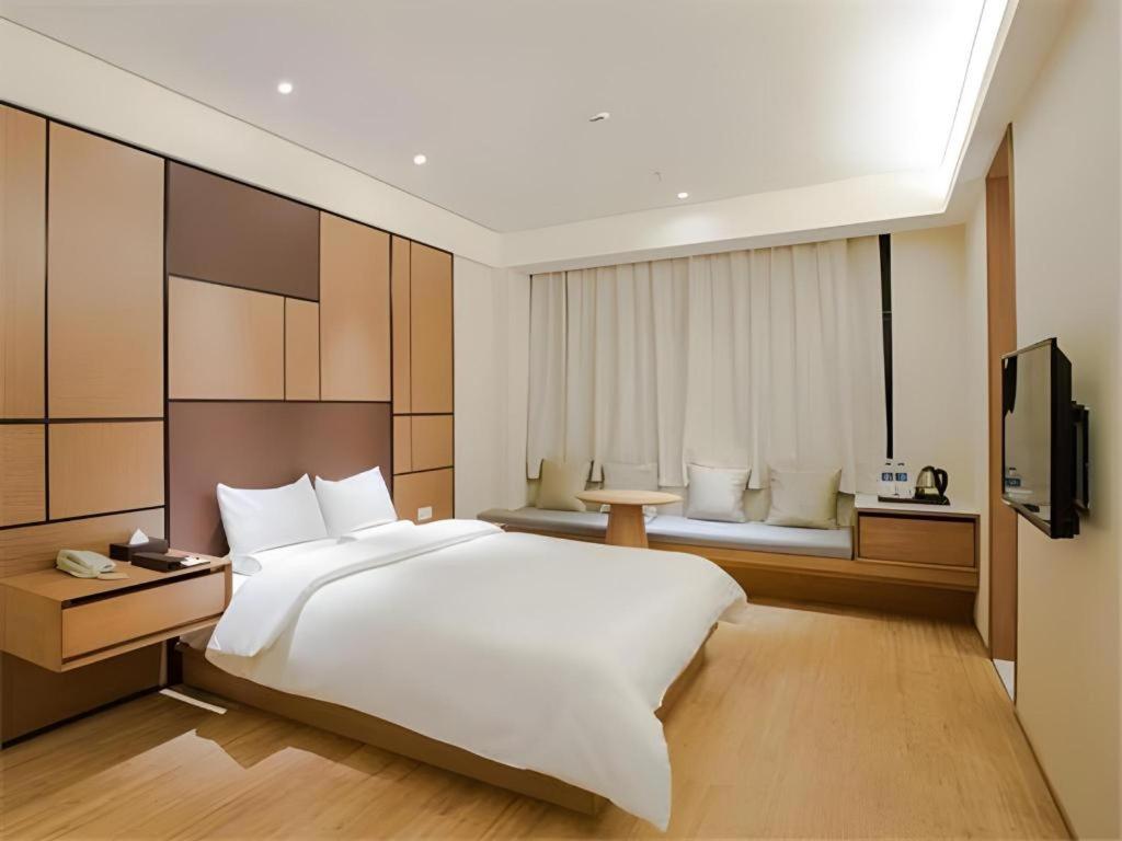 Ji Hotel Shanghai Hongqiao Yan'An XI Road Eksteriør bilde